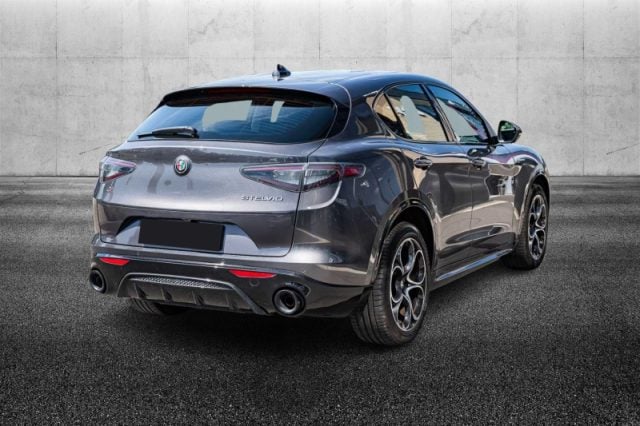 Alfa Romeo Stelvio 2.0 Turbo 280 CV AT8 Q4 Veloce - foto 3 di 4