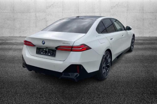 BMW 520 d 48V sDrive Msport - foto 3 di 4