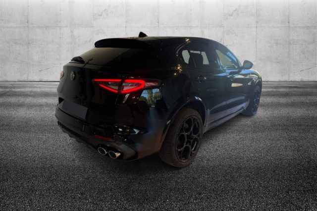Alfa Romeo Stelvio 2.9 Bi-Turbo V6 520 CV AT8 Q4 Quadrifoglio - foto 3 di 4