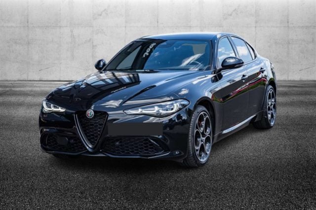 Alfa Romeo Giulia 2.0 Turbo 280 CV AT8 AWD Q4 Competizione usato a PIEVE DI CENTO