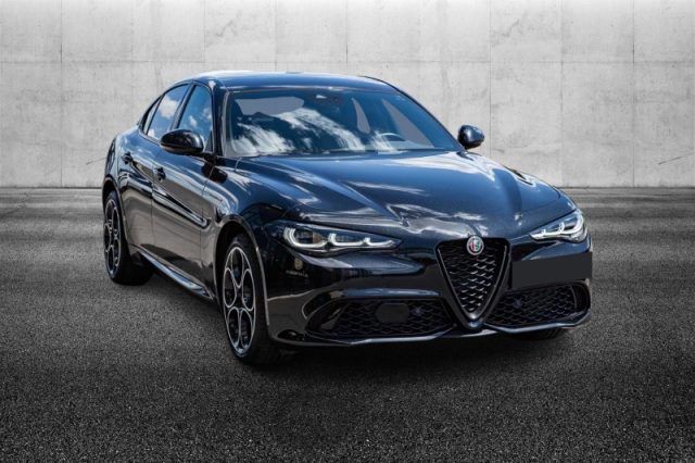 Alfa Romeo Giulia 2.0 Turbo 280 CV AT8 AWD Q4 Competizione - foto 2 di 4