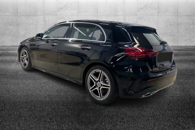 Mercedes-Benz A 200 Automatic AMG Line Advanced Plus - foto 3 di 4