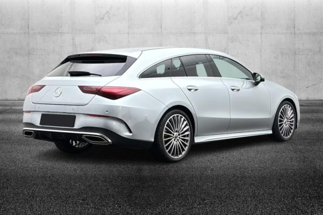 Mercedes-Benz CLA 200 Automatic Shooting Brake AMG Line Advanced Plus - foto 2 di 4