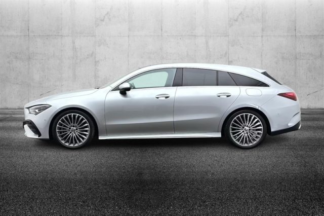 Mercedes-Benz CLA 200 Automatic Shooting Brake AMG Line Advanced Plus - foto 3 di 4