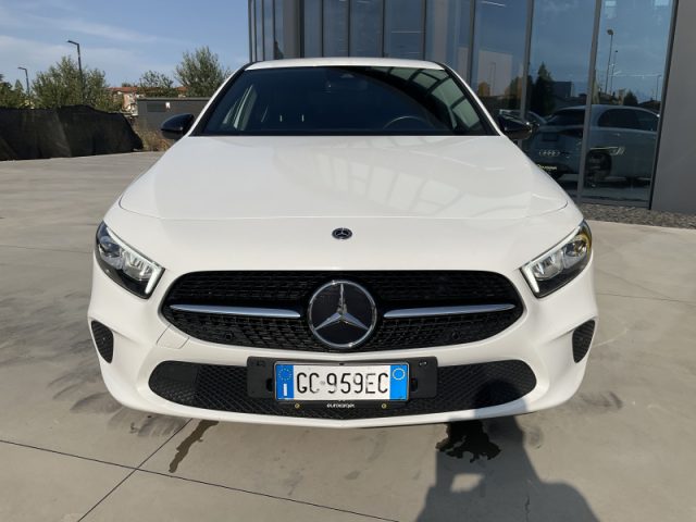 Mercedes-Benz A 200 d Sport - foto 2 di 4