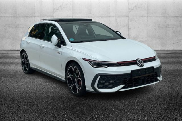 Volkswagen Golf 2.0 TSI DSG GTI - foto 4 di 4