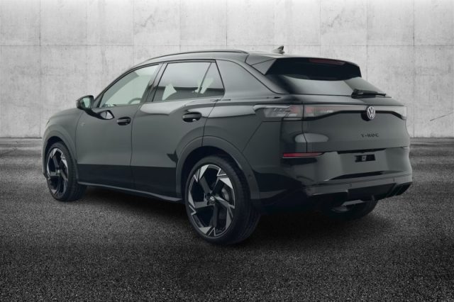 Volkswagen T-Roc 1.5 eTSI ACT 150 CV DSG R-Line - foto 4 di 4