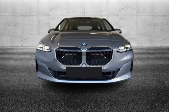 BMW 220 d 48V Active Tourer - foto 2 di 4
