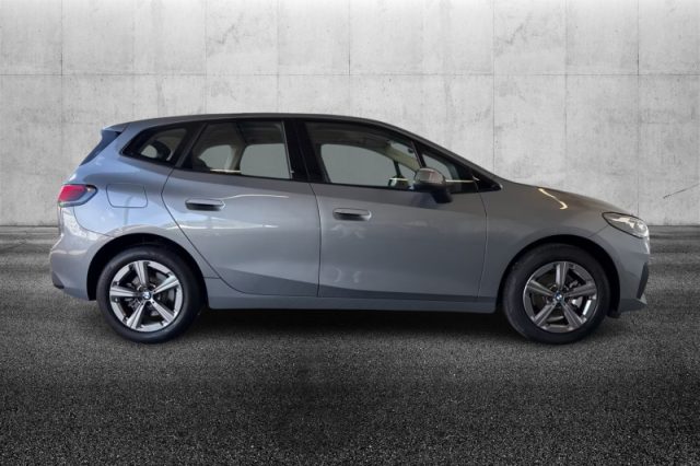 BMW 220 d 48V Active Tourer - foto 4 di 4