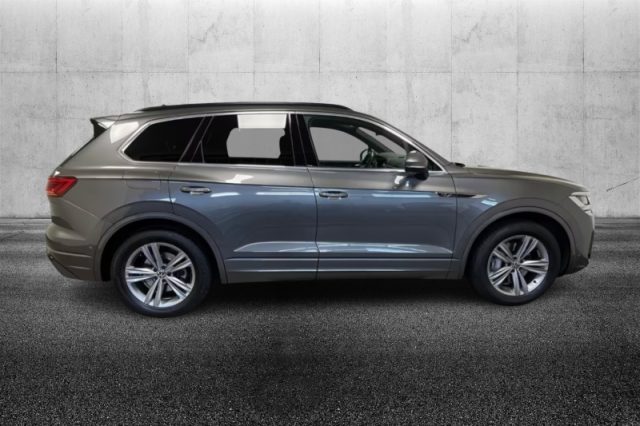 Volkswagen Touareg 3.0 V6 TDI SCR - foto 3 di 4