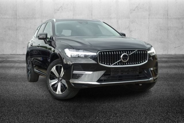 Volvo XC60 T6 Recharge Plug-in Hybrid AWD automatico Plus Br - foto 2 di 4