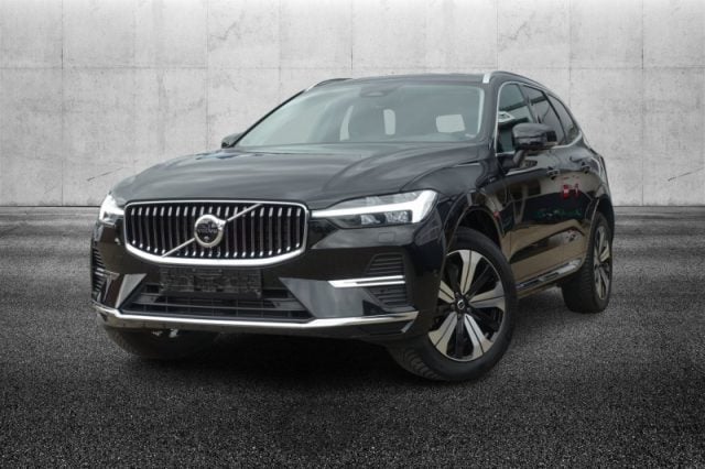 Volvo XC60 T6 Recharge Plug-in Hybrid AWD automatico Plus Br usato a PIEVE DI CENTO
