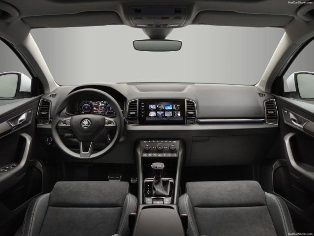 Skoda Karoq 2.0 TDI SCR DSG Selection nuovo a PIEVE DI CENTO