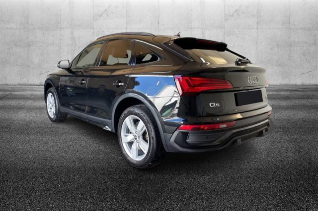 Audi Q5 SPB 40 TDI quattro S tronic Business Advanced - foto 2 di 4