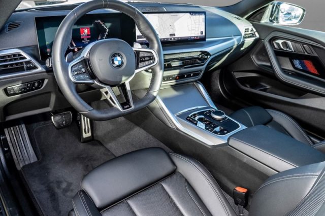 BMW 230 i Coupé Msport - foto 4 di 4