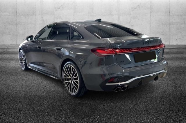 Audi A5 TDI 150 kW mHEV+ S tronic S Line edition - foto 2 di 4