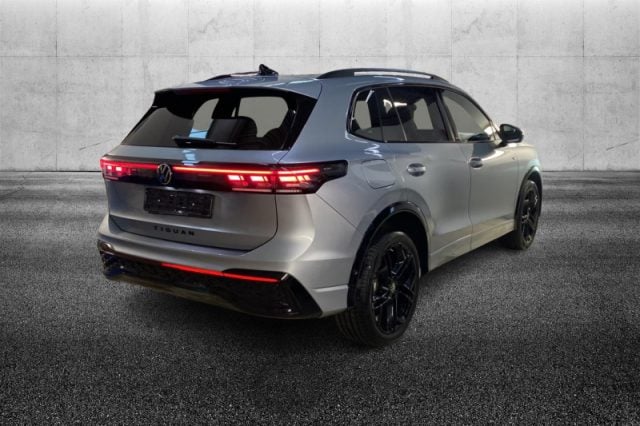 Volkswagen Tiguan 2.0 TDI 193 CV DSG 4MOTION R-Line - foto 3 di 4