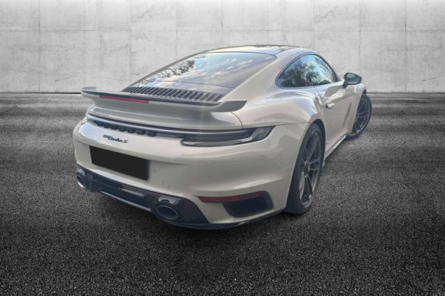 Porsche 911 Turbo S Coupé - foto 3 di 4