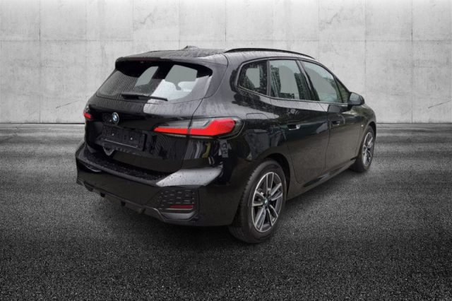 BMW 218 d Active Tourer Msport - foto 3 di 8