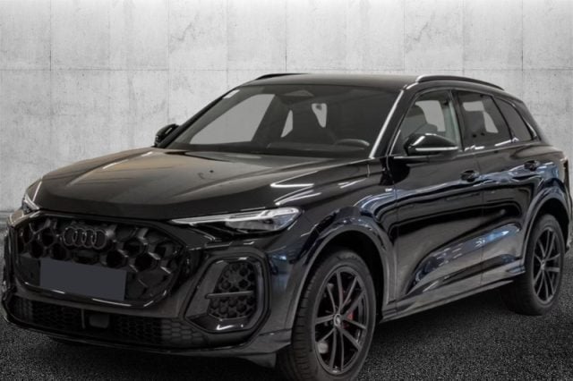 Audi Q5 TDI 150 kW mHEV+ S tronic quattro S line edition semestrale a PIEVE DI CENTO