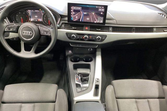 Audi A4 Avant 30 TDI/136 CV S tronic - foto 4 di 4