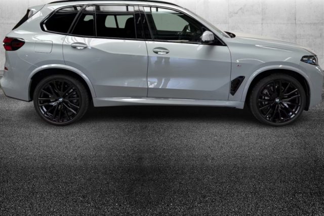 BMW X5 xDrive30d 48V Msport Pro - foto 3 di 4