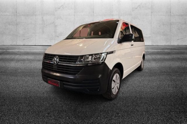 Volkswagen Transporter 2.0 TDI 110CV PC Kombi Business usato a PIEVE DI CENTO