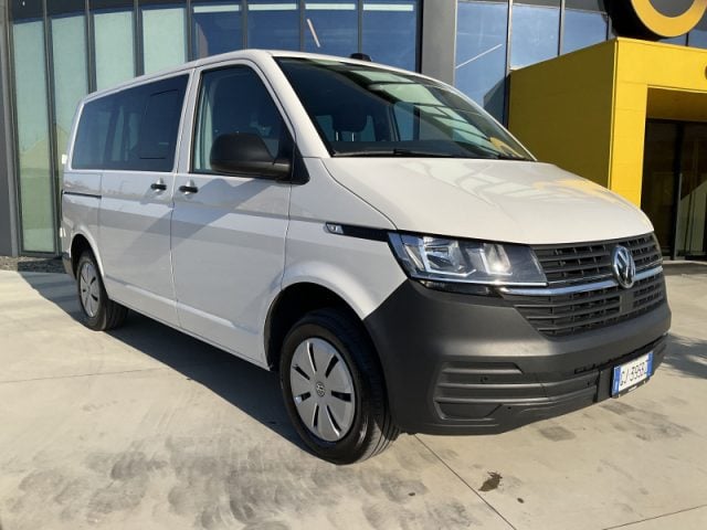 Volkswagen Transporter 2.0 TDI 110CV PC Kombi Business, del 2022, 149.950 km, in vendita a Pieve Di Cento (BO)
