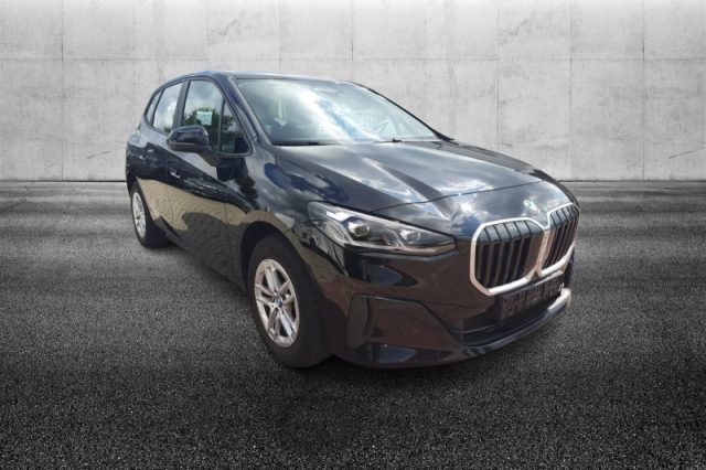 BMW 218 i Active Tourer - foto 2 di 4