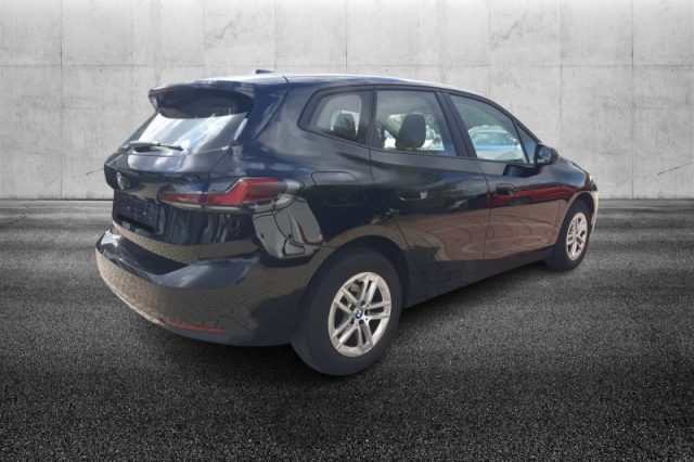 BMW 218 i Active Tourer - foto 3 di 4