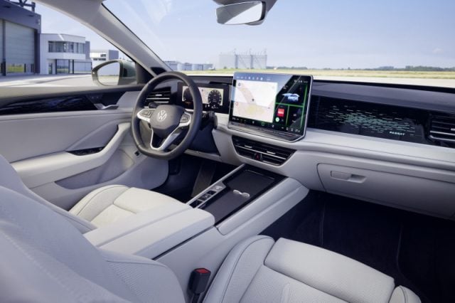 Volkswagen Passat 1.5 TSI eHybrid 272 CV DSG R-Line, in vendita a Pieve Di Cento (BO)