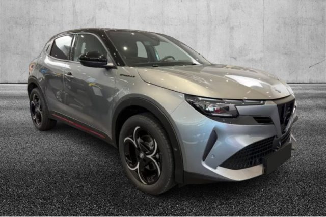 Alfa Romeo Junior 1.2 145 CV Hybrid eDCT6 Speciale - foto 3 di 4