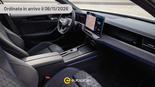 Volkswagen Passat 1.5 TSI eHybrid 272 CV DSG R-Line Plus - foto 3 di 4