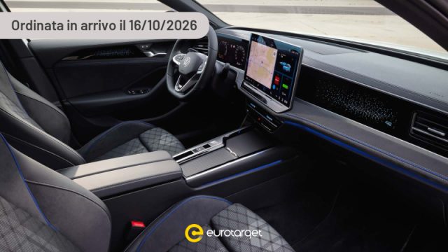 Volkswagen Passat 1.5 TSI eHybrid 272 CV DSG R-Line Plus - foto 1 di 4
