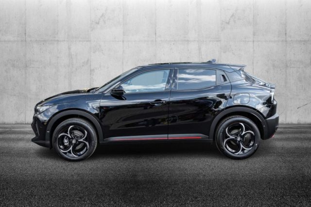 Alfa Romeo Junior 1.2 145 CV Hybrid eDCT6 Speciale - foto 2 di 4