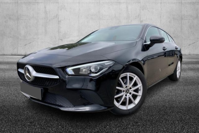 Mercedes-Benz CLA 200 d Automatic Shooting Brake Business usato a PIEVE DI CENTO