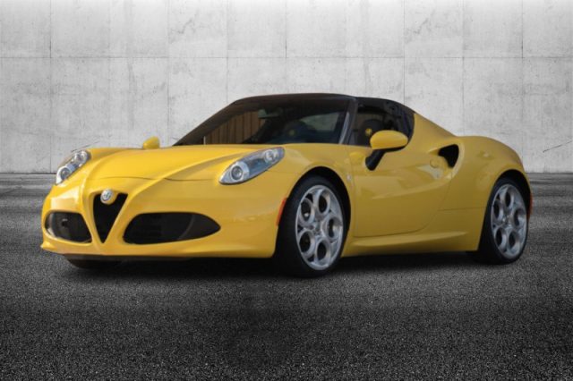 Alfa Romeo 4C 1750 TBi Spider - foto 2 di 4