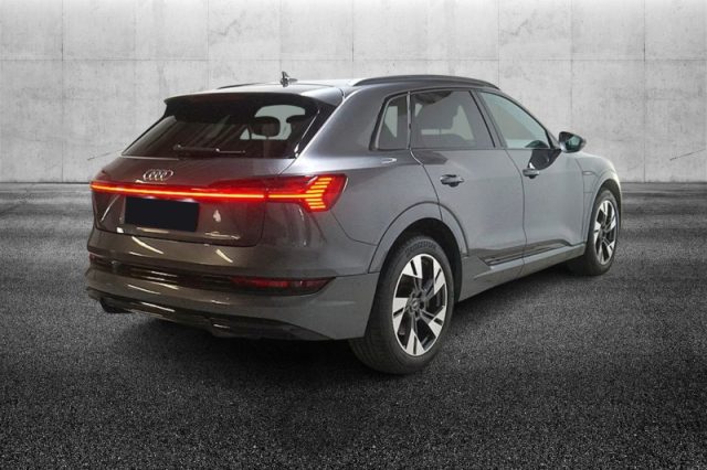 Audi e-tron 55 quattro S line edition - foto 3 di 4