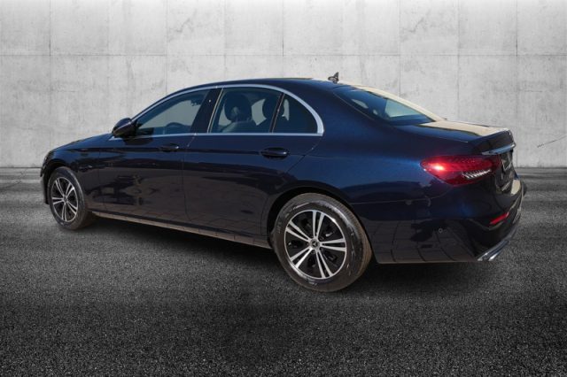 Mercedes-Benz E 220 d Auto Business Sport - foto 3 di 4