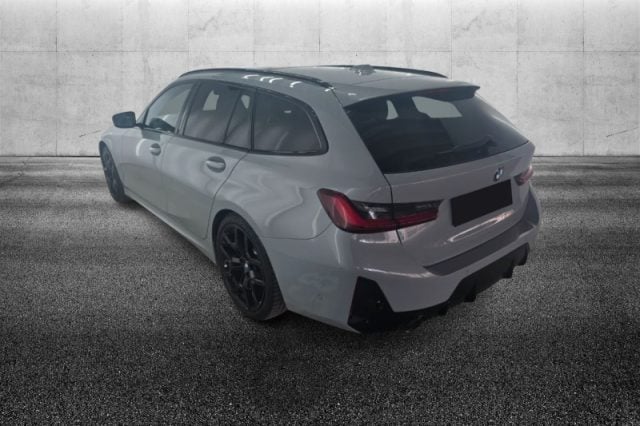 BMW 320 d 48V xDrive Touring Msport - foto 4 di 4