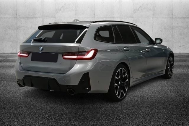 BMW 320 d 48V xDrive Touring Msport Pro - foto 2 di 4
