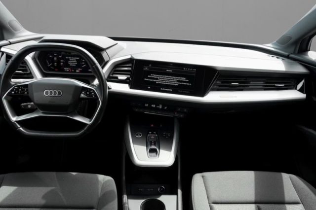Audi Q4 e-tron Q4 40 e-tron S line edition - foto 4 di 4