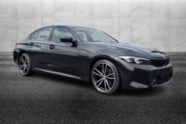 BMW 320 d 48V xDrive Msport - foto 2 di 4