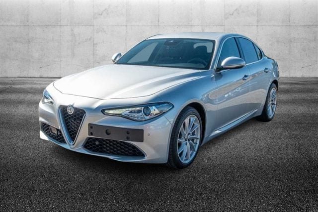 Alfa Romeo Giulia 2.0 Turbo 200 CV AT8 Super usato a PIEVE DI CENTO