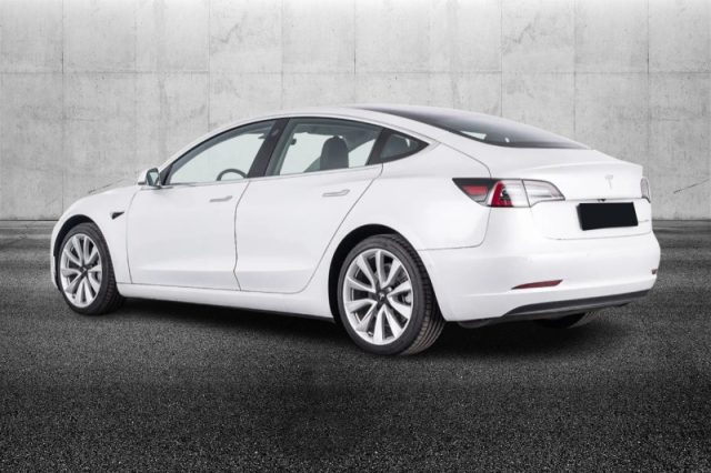 Tesla Model 3 Long Range Dual Motor AWD - foto 4 di 8