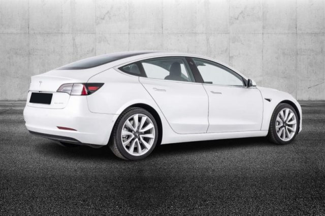 Tesla Model 3 Long Range Dual Motor AWD - foto 2 di 8