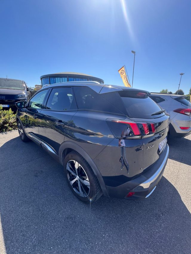 Peugeot 3008 PureTech Turbo 130 S&S Allure - foto 2 di 4