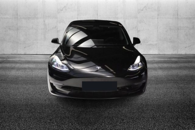 Tesla Model 3 Long Range AWD Performance - foto 2 di 6