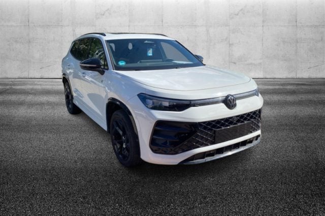 Volkswagen Tayron 2.0 TDI SCR 193 CV 4Motion DSG R-Line, del 2025, 11.999 km, in vendita a Pieve Di Cento (BO)