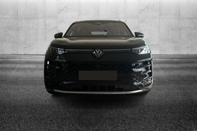 Volkswagen Tayron 1.5 TSI eHybrid 272 CV DSG R-Line - foto 3 di 8